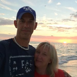 Meet your Posher, Derrick